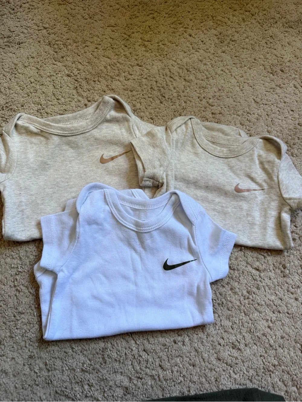 Nike Baby Bodysuit & Jogger Set bundle- Olive, white, Beige- size 3-6